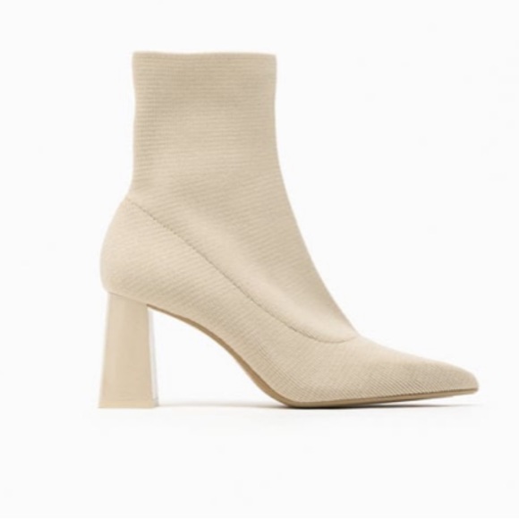Zara Shoes - NWT FREE SHIPPING ZARA FABRIC PULL ON ANKLE BOOTS SZ37